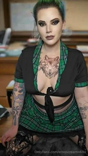 Emoscreamo69x OnlyFans Leaked Free Thumbnail Picture - #aevLslUwXz