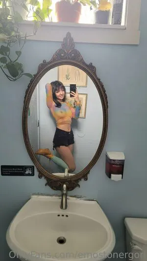 Emostonergorl OnlyFans Leaked Free Thumbnail Picture - #1GSgoOPAKt