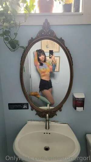 Emostonergorl OnlyFans Leaked Free Thumbnail Picture - #2bjVG8oACj