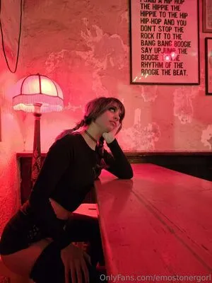 Emostonergorl OnlyFans Leaked Free Thumbnail Picture - #D4dF6Ino7l