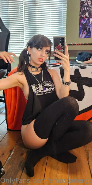 Emostonergorl OnlyFans Leaked Free Thumbnail Picture - #Od523ByRp2
