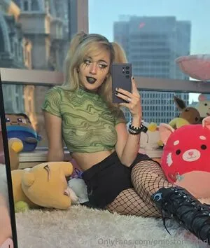 Emostonergorl OnlyFans Leaked Free Thumbnail Picture - #VMvFBSGvfV