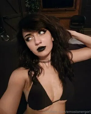 Emostonergorl OnlyFans Leaked Free Thumbnail Picture - #dS6SMEKRRt
