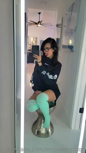 Emostonergorl OnlyFans Leaked Free Thumbnail Picture - #prWNhtcUyn