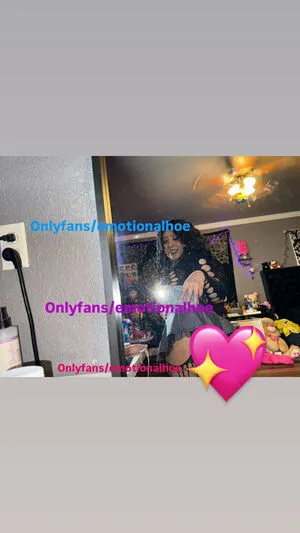 Emotionalhoe OnlyFans Leaked Free Thumbnail Picture - #fAKQvcmVi9