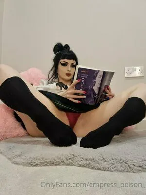 Empress Poison OnlyFans Leaked Free Thumbnail Picture - #KisFLBiSgy