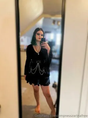 Empresszarinafree OnlyFans Leaked Free Thumbnail Picture - #4mlDboSYc7