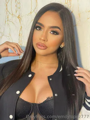 Emsexylips OnlyFans Leaked Free Thumbnail Picture - #UbbABukFvj