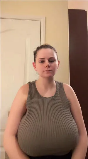 Emspensiveemily OnlyFans Leaked Free Thumbnail Picture - #9hI6GXSJOj