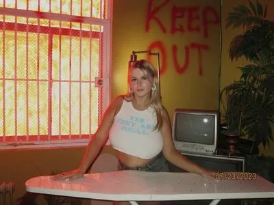 Emspensiveemily OnlyFans Leaked Free Thumbnail Picture - #ksMCx6D77F