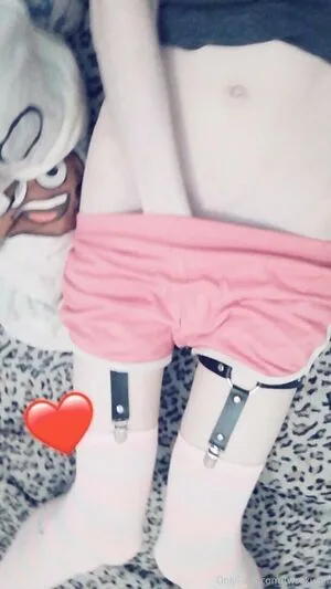 Emster6969 OnlyFans Leaked Free Thumbnail Picture - #5MHaFaFPcp