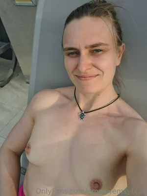 Emsywemsyblue OnlyFans Leaked Free Thumbnail Picture - #1TEhrnho23