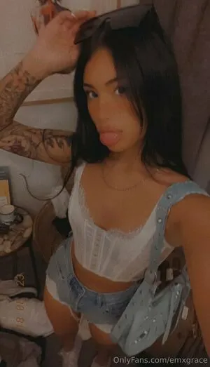 Emxgrace OnlyFans Leaked Free Thumbnail Picture - #Ly0iZoz6IA