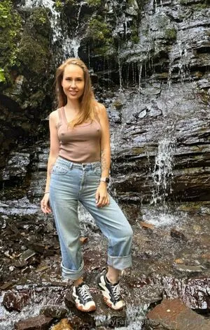 Emy Isabelle OnlyFans Leaked Free Thumbnail Picture - #GBbKM5FIcs