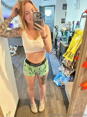 Emyleja OnlyFans Leaked Free Thumbnail Picture - #gyRZlyjuco