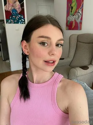 Emyraine OnlyFans Leaked Free Thumbnail Picture - #9Bm9swnWE3