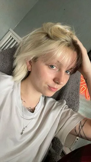 Emzeeni OnlyFans Leaked Free Thumbnail Picture - #P3xW8vIrD5