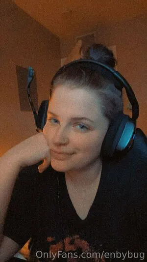 Enbybug OnlyFans Leaked Free Thumbnail Picture - #H2NzxuH2iz