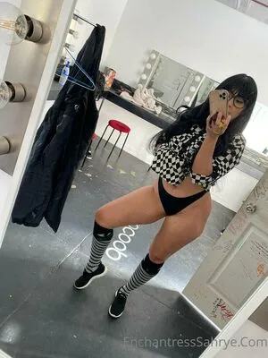 Enchantresssahrye OnlyFans Leaked Free Thumbnail Picture - #l0OE81cRxu