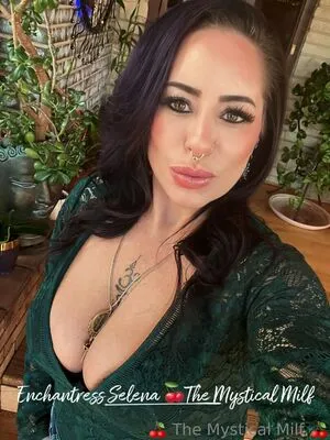 Enchantressselenafree OnlyFans Leaked Free Thumbnail Picture - #wsOljkRHqN