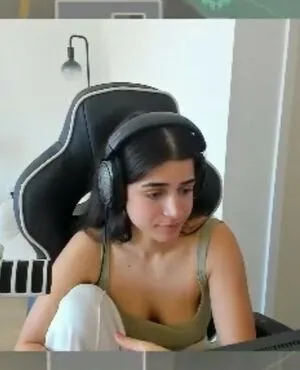 Endicci OnlyFans Leaked Free Thumbnail Picture - #2yXYapDaea
