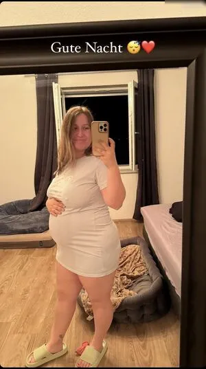 Endlich Zufrieden OnlyFans Leaked Free Thumbnail Picture - #093KYn3CW5