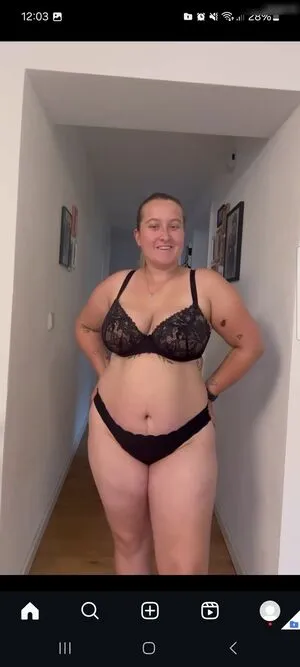 Endlich Zufrieden OnlyFans Leaked Free Thumbnail Picture - #Lrvdmn10B7