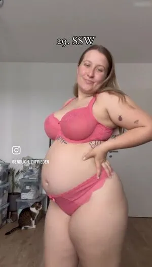 Endlich Zufrieden OnlyFans Leaked Free Thumbnail Picture - #MsmtO1ZoRO