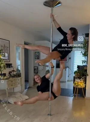 Endlich Zufrieden OnlyFans Leaked Free Thumbnail Picture - #QdRTohMNW9