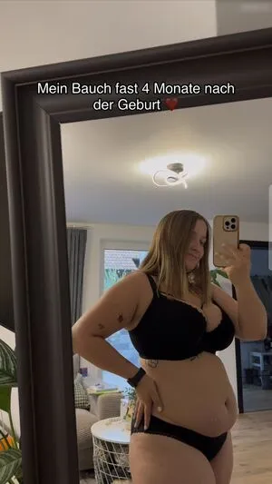 Endlich Zufrieden OnlyFans Leaked Free Thumbnail Picture - #aogmBoeKur