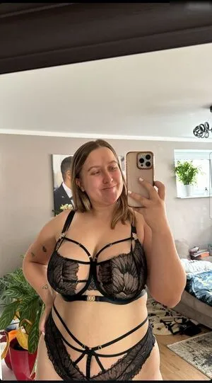 Endlich Zufrieden OnlyFans Leaked Free Thumbnail Picture - #oalO74q472