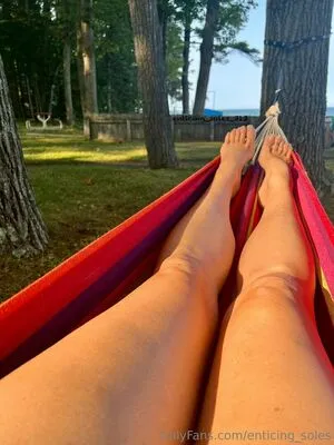 Enticing Soles OnlyFans Leaked Free Thumbnail Picture - #5eJmt28cmU