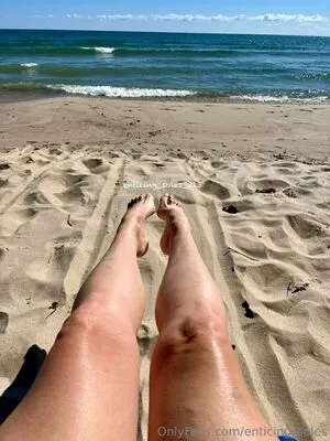 Enticing Soles OnlyFans Leaked Free Thumbnail Picture - #HFYsMBdsFV