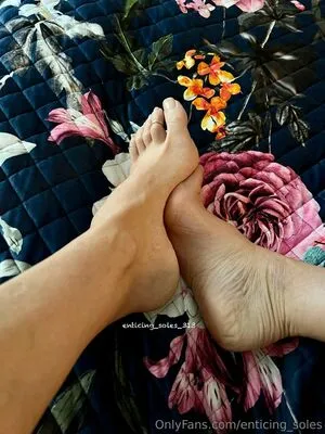 Enticing Soles OnlyFans Leaked Free Thumbnail Picture - #S5VpiL0Mgb