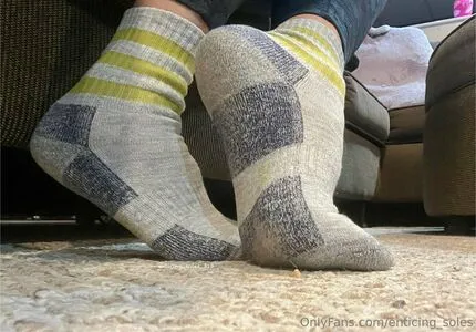 Enticing Soles OnlyFans Leaked Free Thumbnail Picture - #ZqB6m91imq