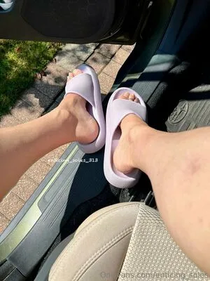 Enticing Soles OnlyFans Leaked Free Thumbnail Picture - #aM75ayHEkP