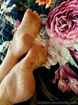 Enticing Soles OnlyFans Leaked Free Thumbnail Picture - #qZ4lBrQW0w