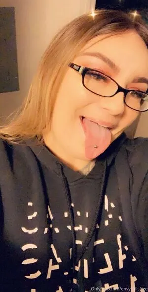Envykells OnlyFans Leaked Free Thumbnail Picture - #G58SLfTqqY