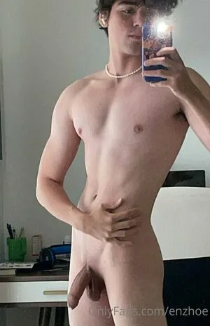 Enzhoe OnlyFans Leaked Free Thumbnail Picture - #grCiAn6LiI