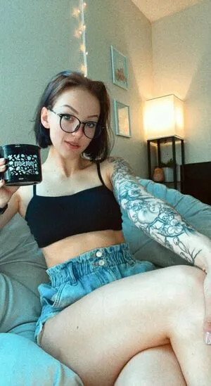 Eralia OnlyFans Leaked Free Thumbnail Picture - #oyrwME9vZW