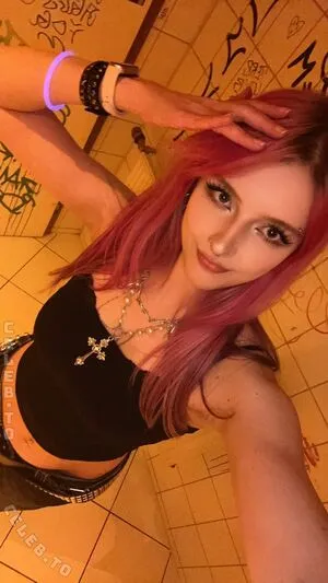 Erdbeermilcher OnlyFans Leaked Free Thumbnail Picture - #CK0Hlnylvw