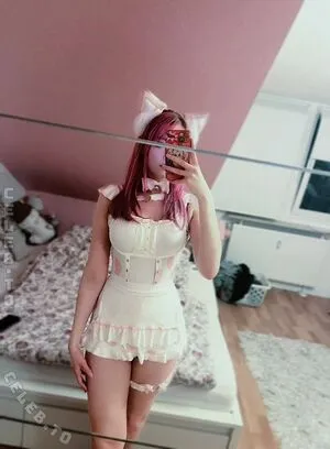 Erdbeermilcher OnlyFans Leaked Free Thumbnail Picture - #ZxuT0MxstY