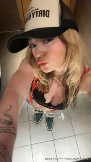 Ericamarie33 OnlyFans Leaked Free Thumbnail Picture - #8k1zyqjneJ