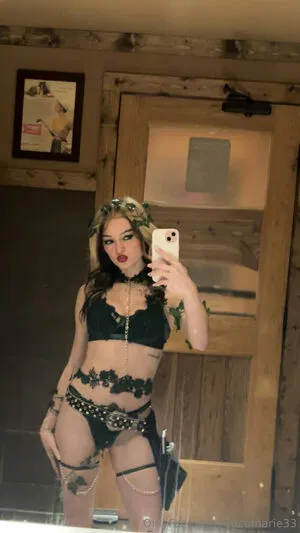 Ericamarie33 OnlyFans Leaked Free Thumbnail Picture - #WH2G0s31ls