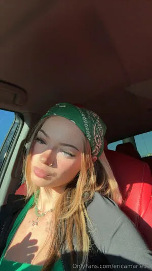 Ericamarie33 OnlyFans Leaked Free Thumbnail Picture - #iaFA6gH7jB