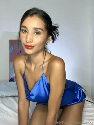 Ericaxxs OnlyFans Leaked Free Thumbnail Picture - #9FUPS3JPbW