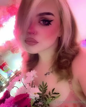 Eridbofree OnlyFans Leaked Free Thumbnail Picture - #q4UWJn3ef4