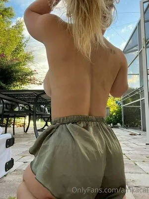 Erika Calabrese OnlyFans Leaked Free Thumbnail Picture - #lnps526z1Y