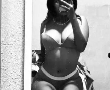 Erikaizy OnlyFans Leaked Free Thumbnail Picture - #8QAasbiwOQ