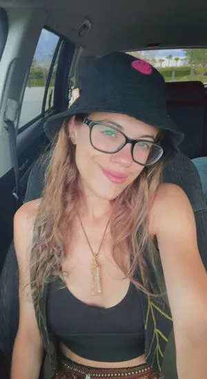 Erin Daugherty OnlyFans Leaked Free Thumbnail Picture - #My6QQxtl7e
